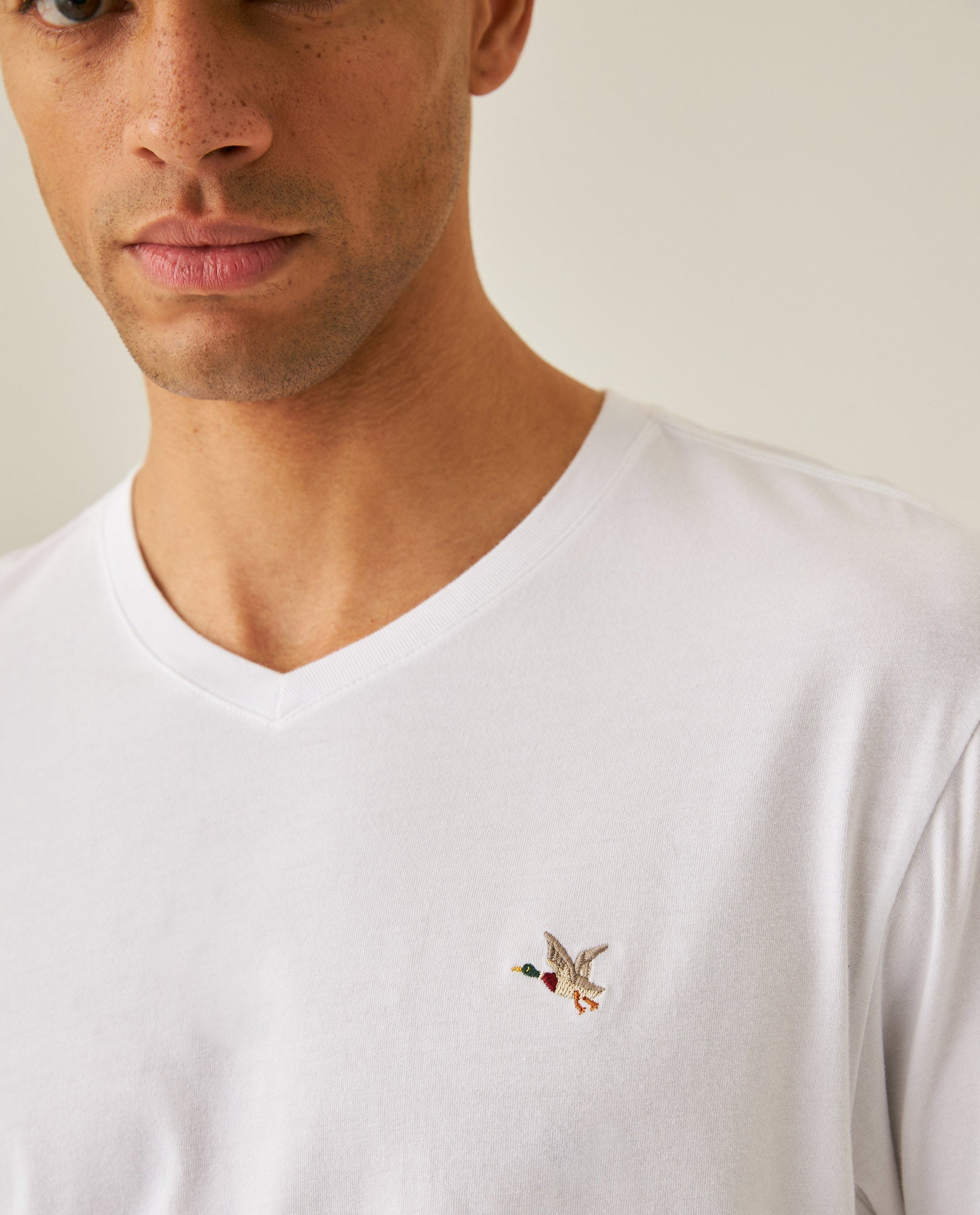 Men's Slim Fit V-Neck T-Shirt - White
