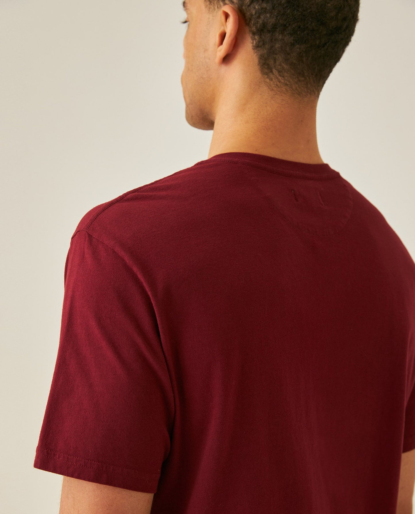 Men's Slim Fit V-Neck T-Shirt - Red
