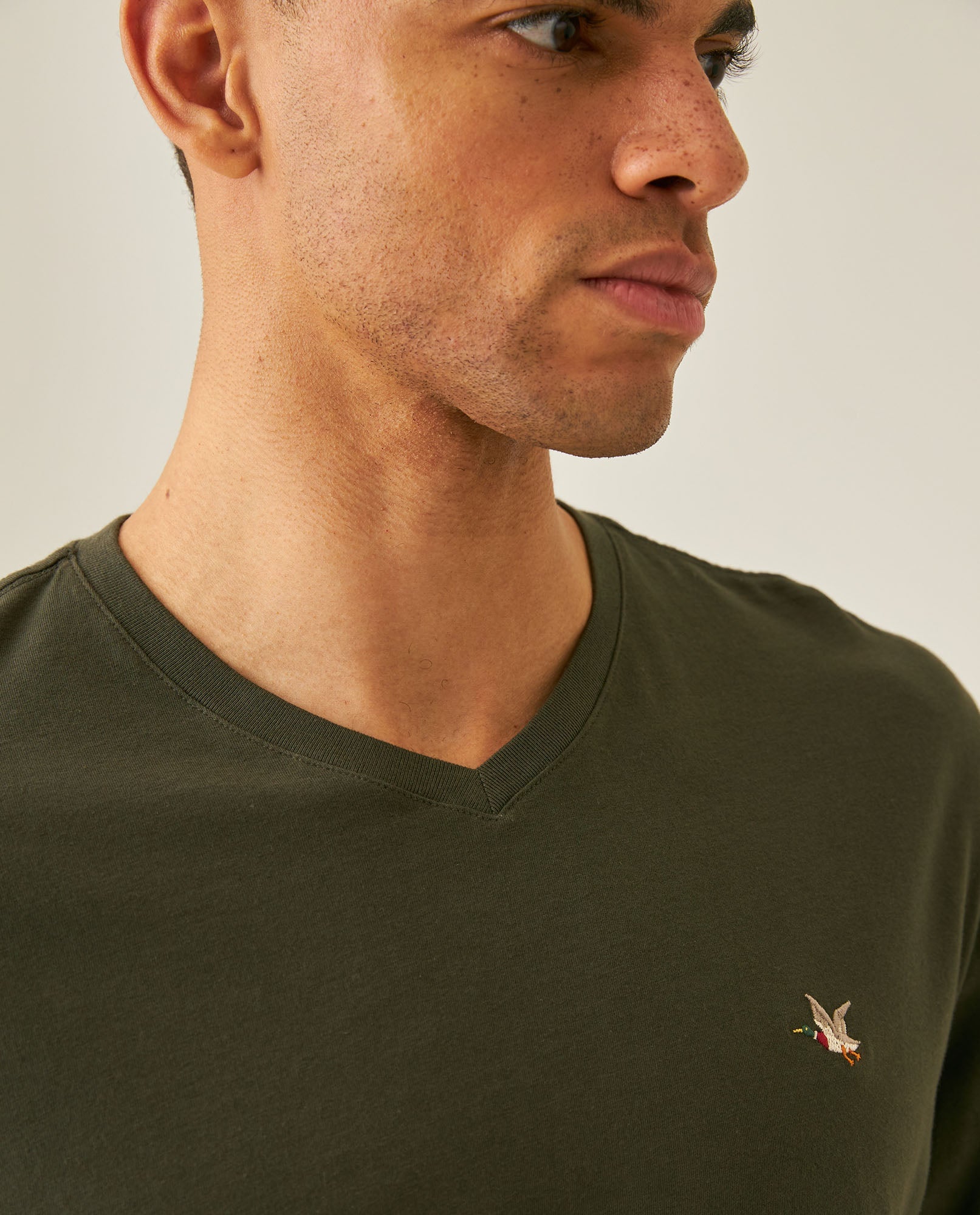 Men's Slim Fit V-Neck T-Shirt - Green