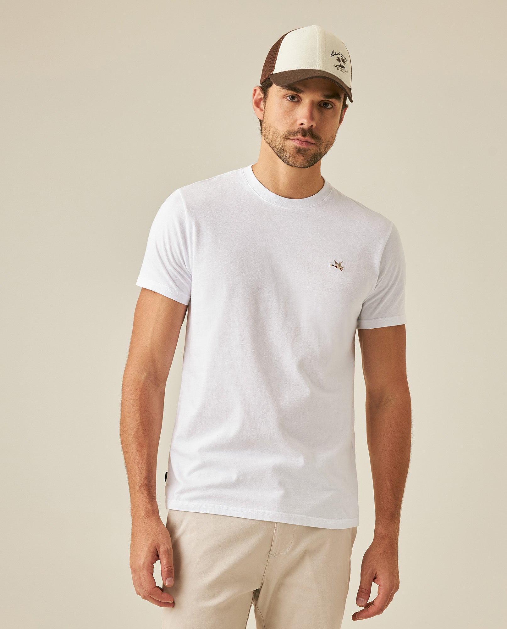 Men's T-Shirt Slim Fit Short Sleeve Crewneck Cotton Vibrant Embroidered Duck Heart Point Chest - White