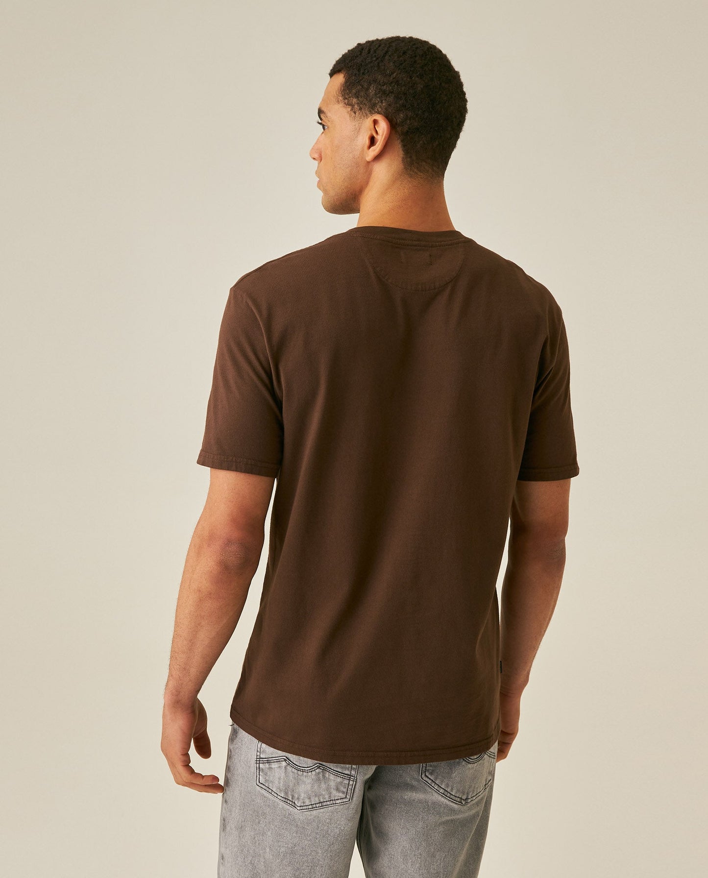 Men's T-Shirt Slim Fit Short Sleeve Crewneck Cotton Vibrant Embroidered Duck Heart Point Chest - Brown