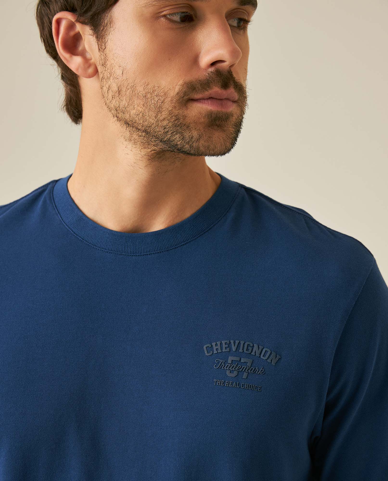 Men's T-Shirt Classic Fit Short Sleeve Cotton Elastane Piqué-Honeycomb Fabric Localized Graphic Red Vent Details - Blue