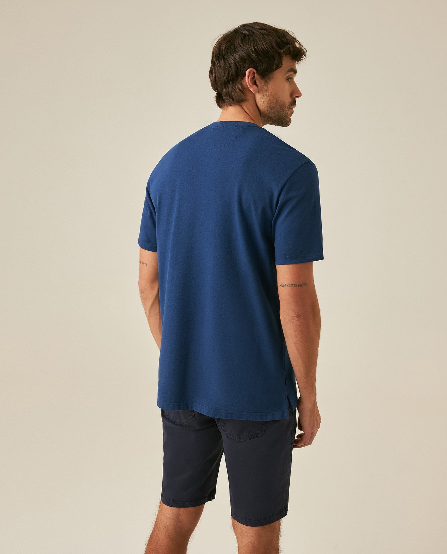 Men's T-Shirt Classic Fit Short Sleeve Cotton Elastane Piqué-Honeycomb Fabric Localized Graphic Red Vent Details - Blue