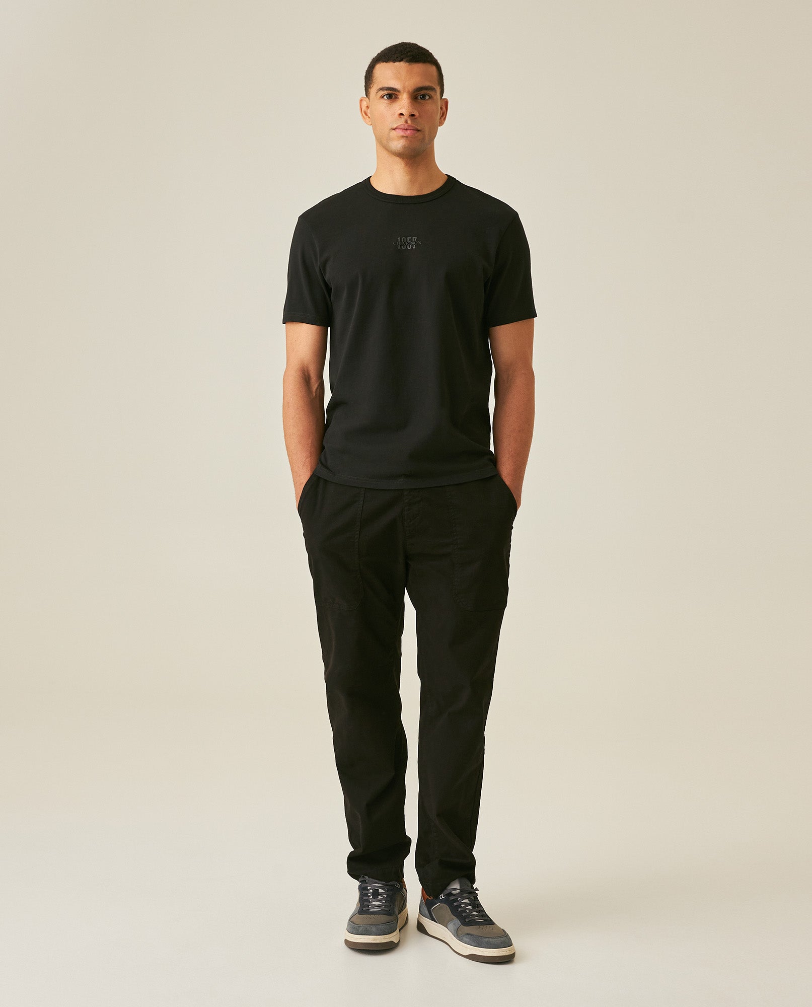 Men's T-Shirt Slim Fit Short Sleeve Cotton Jersey Heavy Mini Central High Density Graphic - Black
