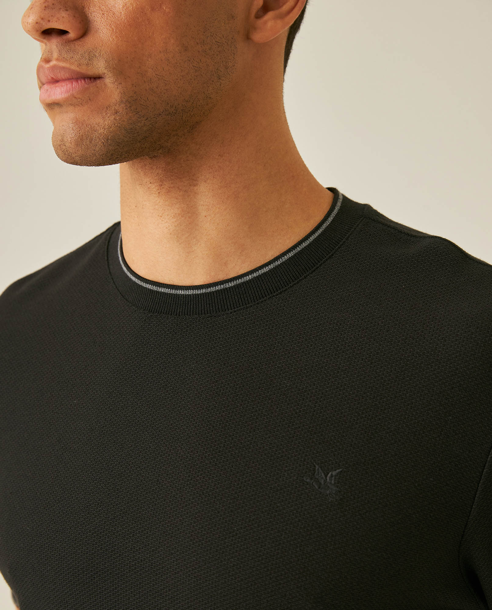 Men's T-Shirt Slim Fit Short Sleeve Cotton Honeycomb Effect Knit Collar Cuffs Refined Structure - Black