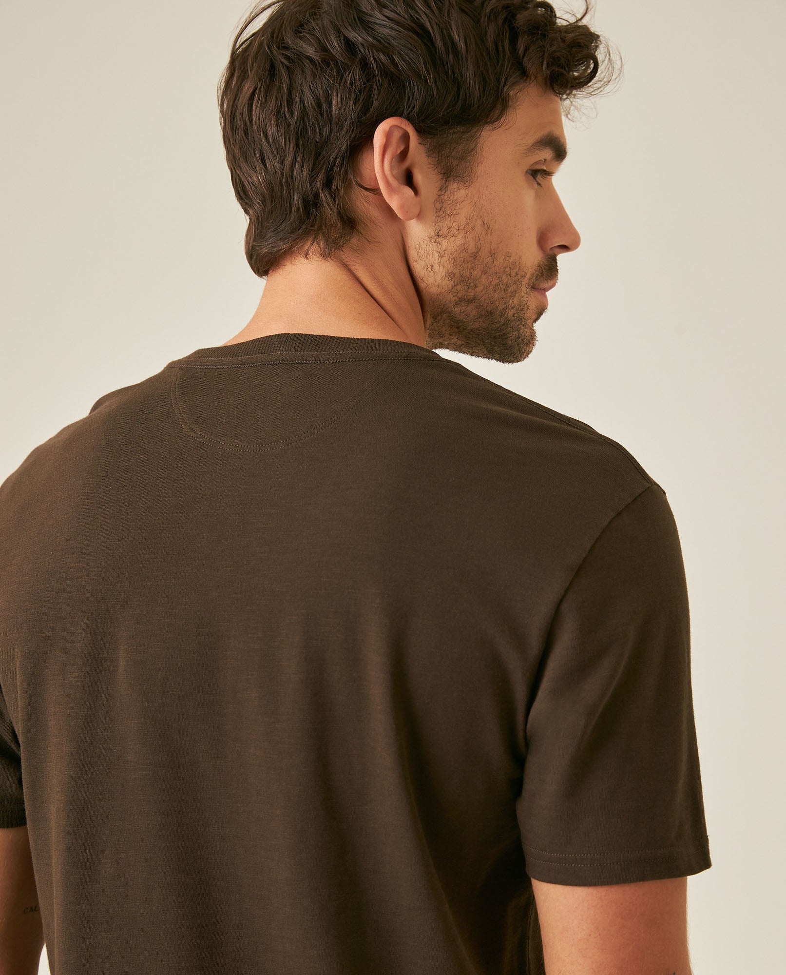 Men's T-Shirt Slim Fit Short Sleeve Cotton Jersey Double Knit Discreet Central Summer Graphic Side Vents - Brown