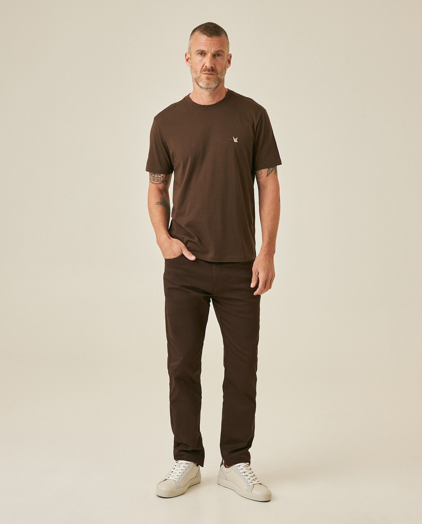 Men's T-Shirt Slim Fit Short Sleeve Crewneck Pima Cotton Vibrant Embroidered Duck Heart Point - Brown