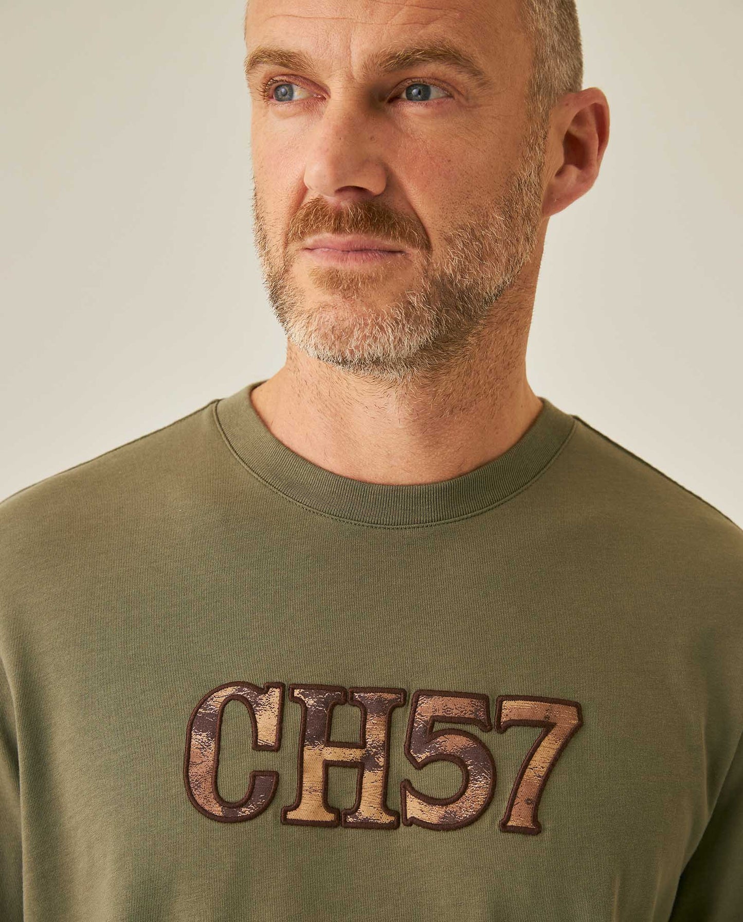Men's T-Shirt Classic Fit Short Sleeve Crewneck Cotton Jersey Medium Weight Military Camo Aesthetic Chest Graphic - Green