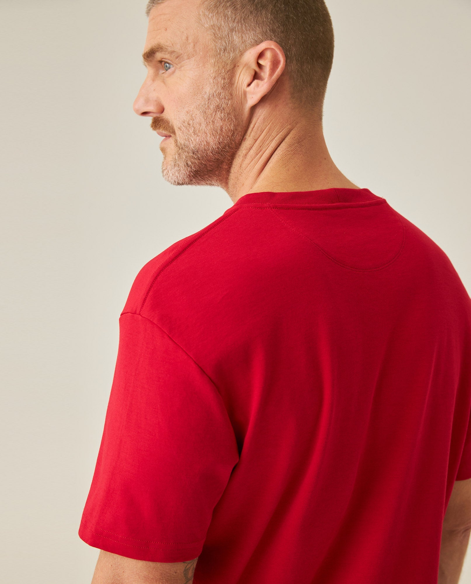 Men's T-Shirt Slim Fit Short Sleeve Cotton Jersey Double Knit Superior Durability Tone on Tone Duck Minimalist - Red
