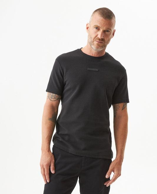 Men's Classic Fit Embroidered T-shirt in Cotton Moorings